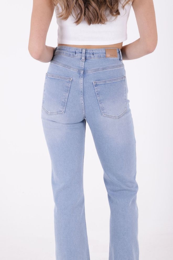 XLove Prošivene Široke Traperice Za Opuštanje Svijetloplave Veleprodaja odjeće 4