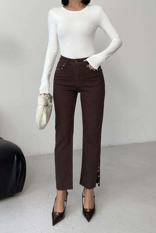 XLove Brown Mom Pants With Straight Leg And Buttoned Closure Wholesale Clothing 1