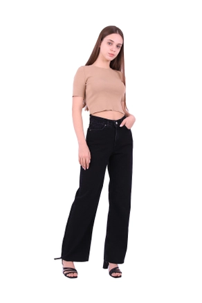 A model wears 37336 - Jeans - Anthracite, wholesale undefined of XLove to display at Lonca