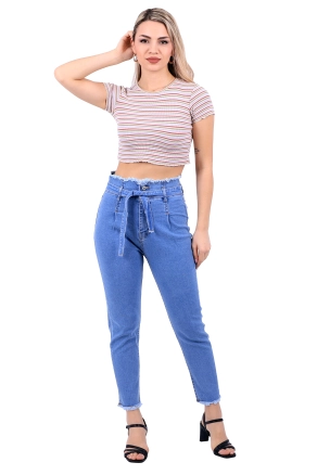 A model wears 37427 - Jeans - Light Blue, wholesale undefined of XLove to display at Lonca