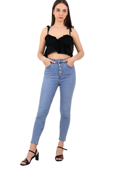 A model wears 37435 - Jeans - Light Blue, wholesale Jeans of XLove to display at Lonca
