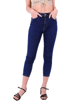 Una modelo de ropa al por mayor lleva 37458 - Jeans - Navy Blue, Vaqueros turco al por mayor de XLove