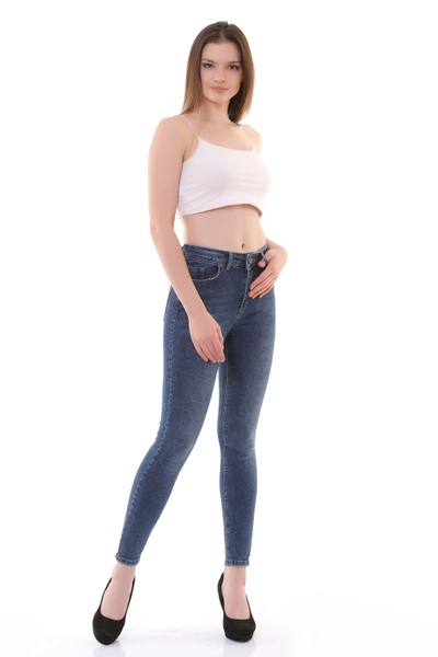 A model wears 37474 - Jeans - Dark Blue, wholesale Jeans of XLove to display at Lonca