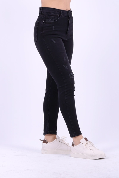 A model wears 37535 - Jeans - Anthracite, wholesale Jeans of XLove to display at Lonca