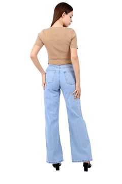 Veleprodajni model oblačil nosi XLO10016 - Jeans - Ice Blue, turška veleprodaja Kavbojke od XLove