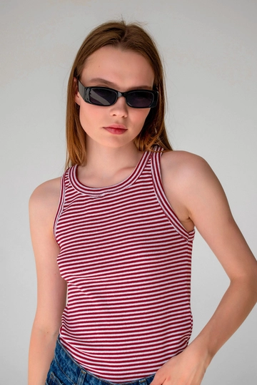 A wholesale clothing model wears  Striped Ribbed Halter Neck Sleeveless Undershirt
, Turkish wholesale Undershirt of la & vetta