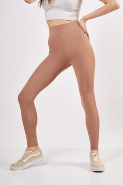 A wholesale clothing model wears lav10023-extra-high-waist-tights, Turkish wholesale Leggings of la & vetta