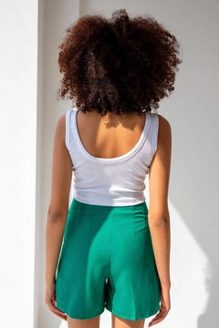 Ein Bekleidungsmodell aus dem Großhandel trägt lav10058-corded-strap-crop-top-blouse, türkischer Großhandel Oberteil von la & vetta
