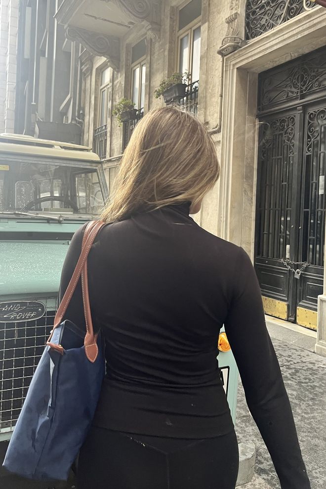 la & vetta Bluzka Z Golfem Czarna Hurtowa sprzedaż odzieży 4